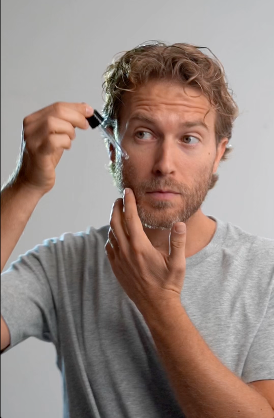 siero viso uomo anti age